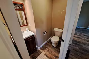 705 Glenview Dr, Albert Lea, MN 56007 - Photo 10