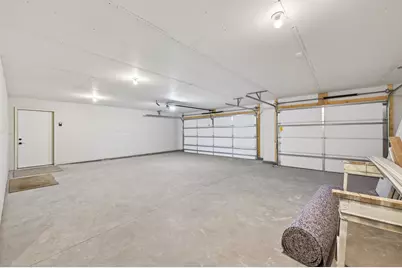 7255 Hawthorne Court, North Branch, MN 55056 - Photo 24