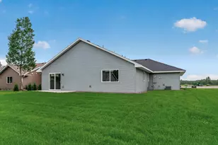 7255 Hawthorne Ct, North Branch, MN 55056 - Photo 26