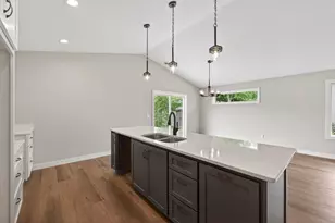 7255 Hawthorne Ct, North Branch, MN 55056 - Photo 10