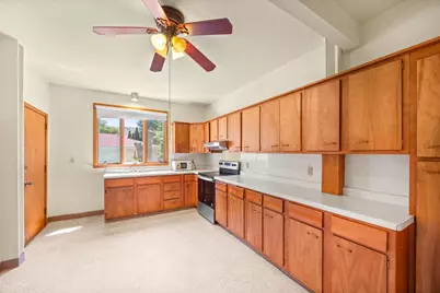 898 Western Avenue N, Saint Paul, MN 55117 - Photo 12