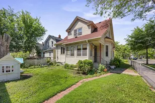 898 Western Ave N, Saint Paul, MN 55117 - Photo 22