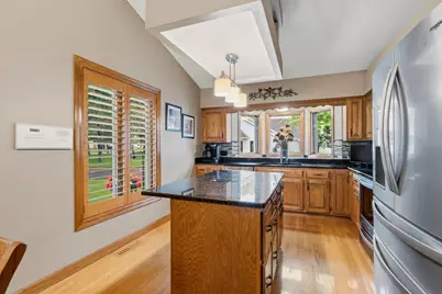 2751 Rivers Bluff Lane, Anoka, MN 55303 - Photo 4