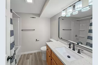 2403 18th Street S, Moorhead, MN 56560 - Photo 18