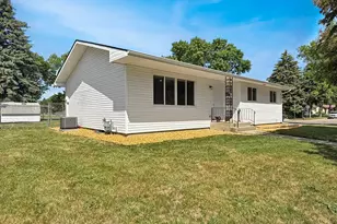 2403 18th St S, Moorhead, MN 56560 - Photo 2