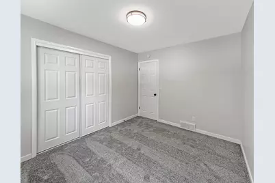 2403 18th Street S, Moorhead, MN 56560 - Photo 12