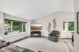 2991 Ontario Rd, Little Canada, MN 55117 - Photo 4