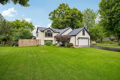 2991 Ontario Road, Little Canada, MN 55117 - Photo 2