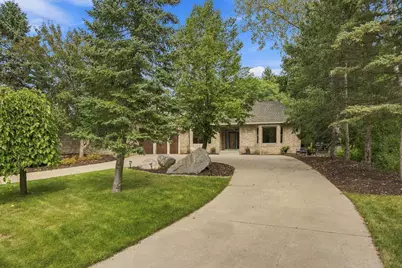 4320 Vinewood Lane N, Plymouth, MN 55442 - Photo 2