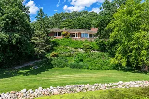 7011 Willow Creek Rd, Eden Prairie, MN 55344 - Photo 2