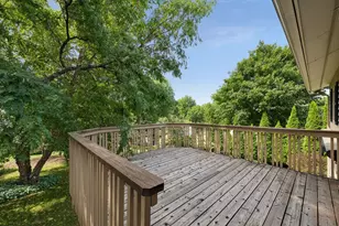 10441 Lee Dr, Eden Prairie, MN 55347 - Photo 44