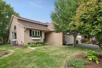 10441 Lee Drive, Eden Prairie, MN 55347 - Photo 38
