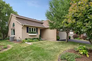 10441 Lee Dr, Eden Prairie, MN 55347 - Photo 38