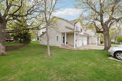 881 Kimberly Lane, Chanhassen, MN 55317 - Photo 1