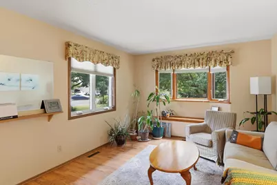 10824 95th Place N, Maple Grove, MN 55369 - Photo 6