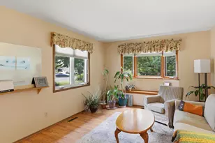 10824 95th Pl N, Maple Grove, MN 55369 - Photo 6