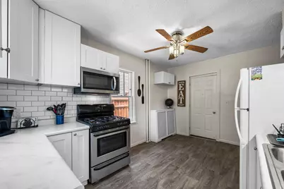 665 5th Street E, Saint Paul, MN 55106 - Photo 12