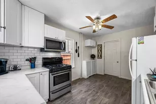 665 5th St E, Saint Paul, MN 55106 - Photo 12