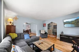 665 5th St E, Saint Paul, MN 55106 - Photo 22