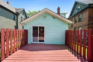 665 5th St E, Saint Paul, MN 55106 - Photo 42
