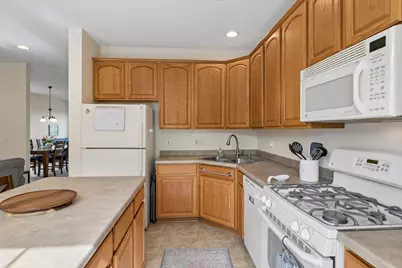 9993 Pincherry Lane, Eden Prairie, MN 55347 - Photo 16