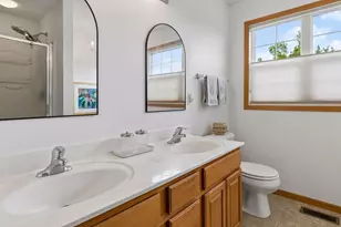 9993 Pincherry Ln, Eden Prairie, MN 55347 - Photo 28