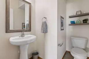9993 Pincherry Ln, Eden Prairie, MN 55347 - Photo 20