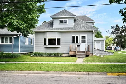 326 High Forest Street, Winona, MN 55987 - Photo 2