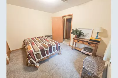 621 10th Ave., Clarkfield, MN 56223 - Photo 20
