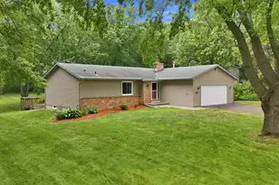 18777 81st Pl N, Maple Grove, MN 55311 - Photo 2