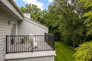14463 Stewart Ln, Minnetonka, MN 55345 - Photo 16