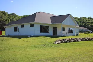 1720 High Tail Ln, Mankato, MN 56001 - Photo 4