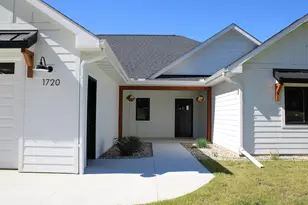 1720 High Tail Ln, Mankato, MN 56001 - Photo 2