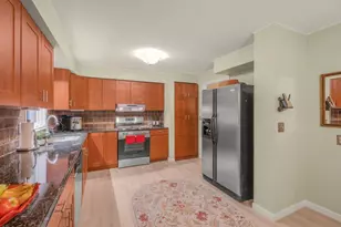 3410 E 125th St, Burnsville, MN 55337 - Photo 8