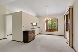 5317 Highpointe Terrace, Bloomington, MN 55437 - Photo 4
