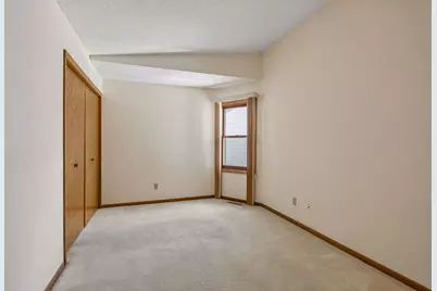 5317 Highpointe Terrace, Bloomington, MN 55437 - Photo 20