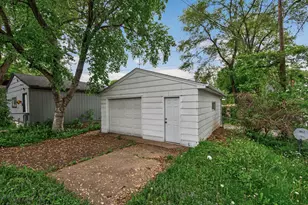 1067 Wilson Ave, Saint Paul, MN 55106 - Photo 22