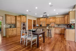 9858 Vagabond Ln N, Maple Grove, MN 55311 - Photo 4