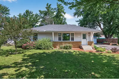 211 92nd Avenue NE, Blaine, MN 55434 - Photo 4