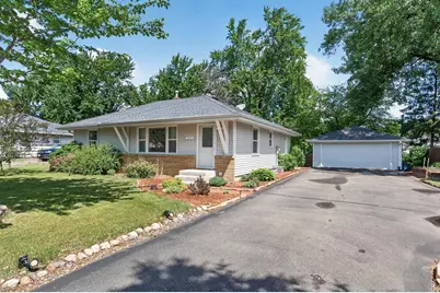 211 92nd Avenue NE, Blaine, MN 55434 - Photo 1