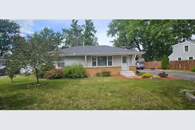 211 92nd Avenue NE, Blaine, MN 55434 - Photo 1