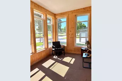 601 E Depue Avenue, Olivia, MN 56277 - Photo 10