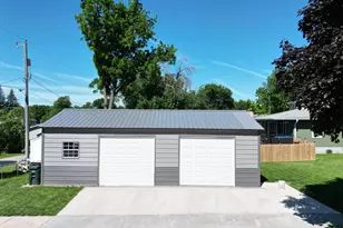 601 E Depue Ave, Olivia, MN 56277 - Photo 30