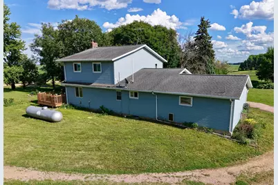 43365 590th Avenue, Mountain Lake, MN 56159 - Photo 4