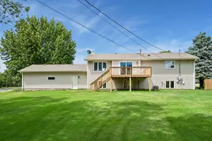 1790 Crestridge Ln, Eagan, MN 55122 - Photo 30