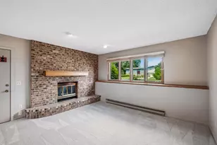 1790 Crestridge Ln, Eagan, MN 55122 - Photo 20