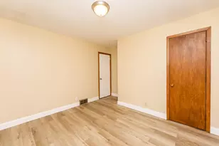 5214 Oliver Ave N, Minneapolis, MN 55430 - Photo 12