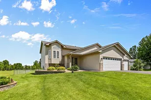 10590 257th Ave NW, Zimmerman, MN 55398 - Photo 6