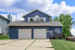 1065 Barney St, Owatonna, MN 55060 - Photo 4