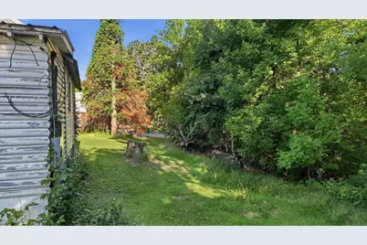 310 SW 8th Avenue, Grand Rapids, MN 55744 - Photo 8